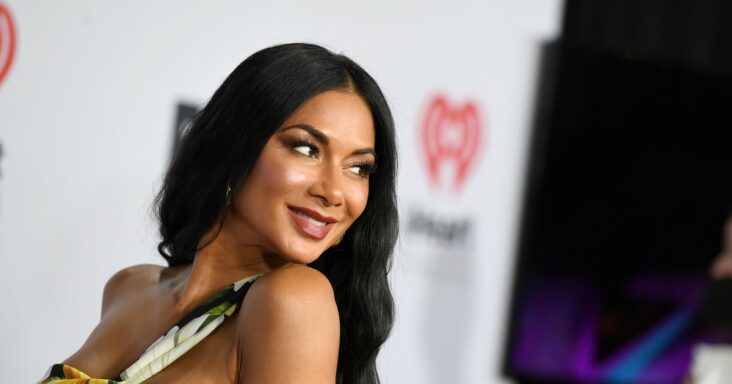 nicole scherzinger muestra un nuevo corte de pelo bob dramático