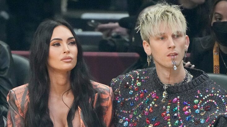 megan fox publicó que está ‘buscando una novia’ y su prometido machine gun kelly respondió