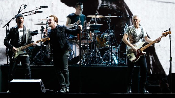 u2 reinventó 40 de sus propias canciones para el nuevo álbum ‘songs of surrender’