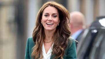 el último look de kate middleton incluyó un par de elegantes aretes de £ 14